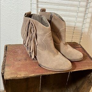 Steve Madden Tan Ankle Booties with Fringe Detail